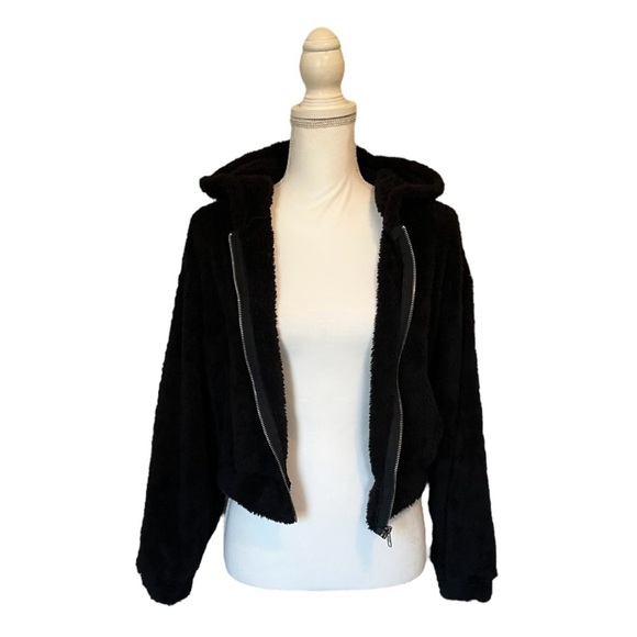 Black Hooded Super Soft Cropped Teddy Zip Up Jacket Women’s Small - Picture 5 of 13